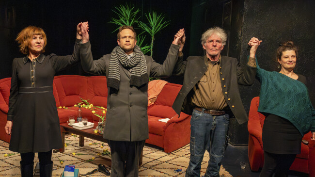 DER GOTT DES GEMETZELS von Yasmina Reza Galerie 10